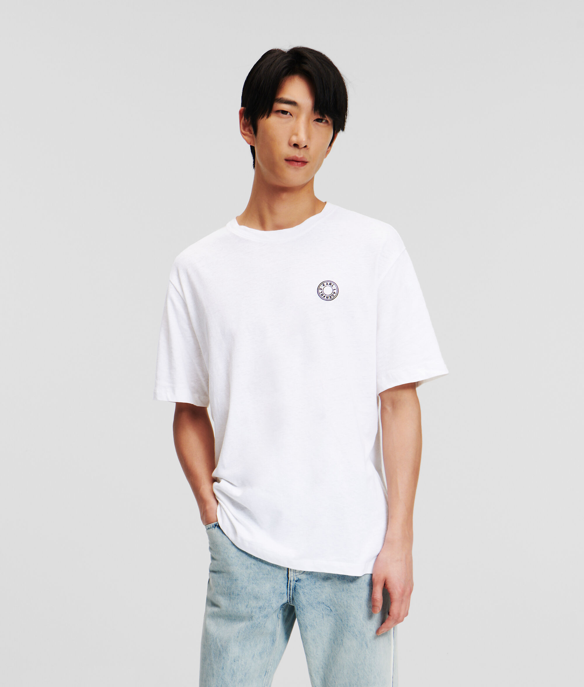 (image for) Exceptional Small Circle Logo T-shirt